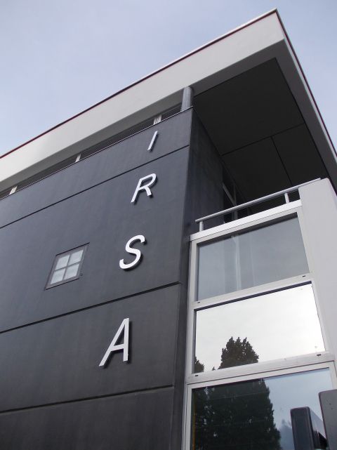 n_IRSA02.jpg